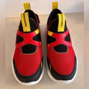 Skechers shoes Ryan’s World size 1 big boy